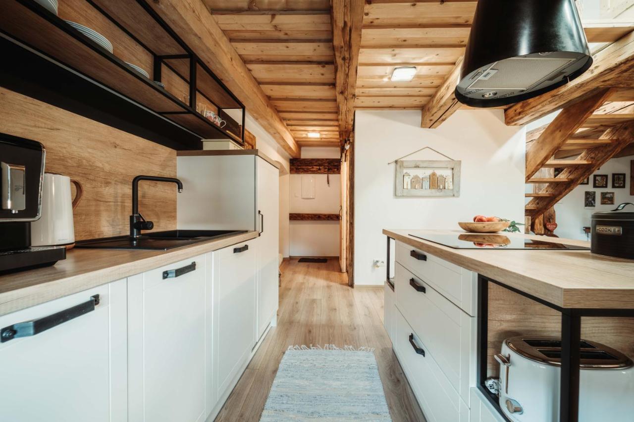 Cakyho Kuria - Mezonetovy Apartman S Krbom A Saunami Smižany Екстериор снимка